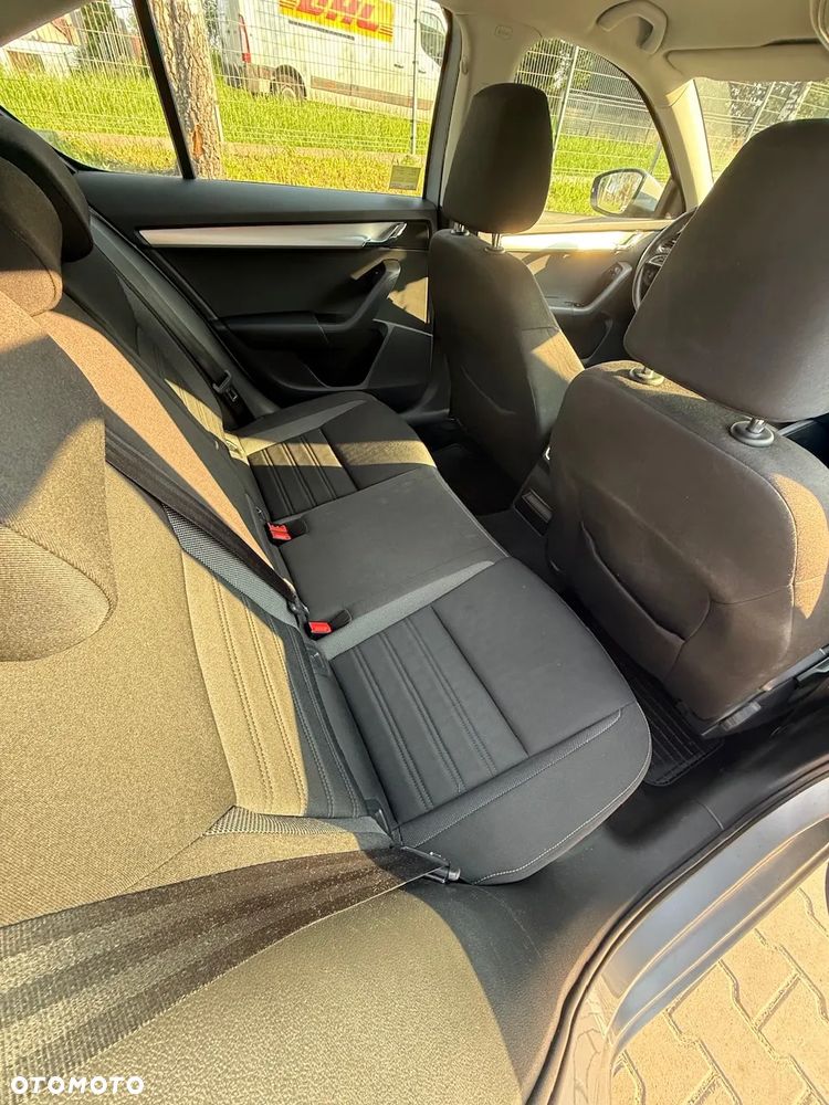 Skoda Octavia 1.6 TDI Ambition - 9