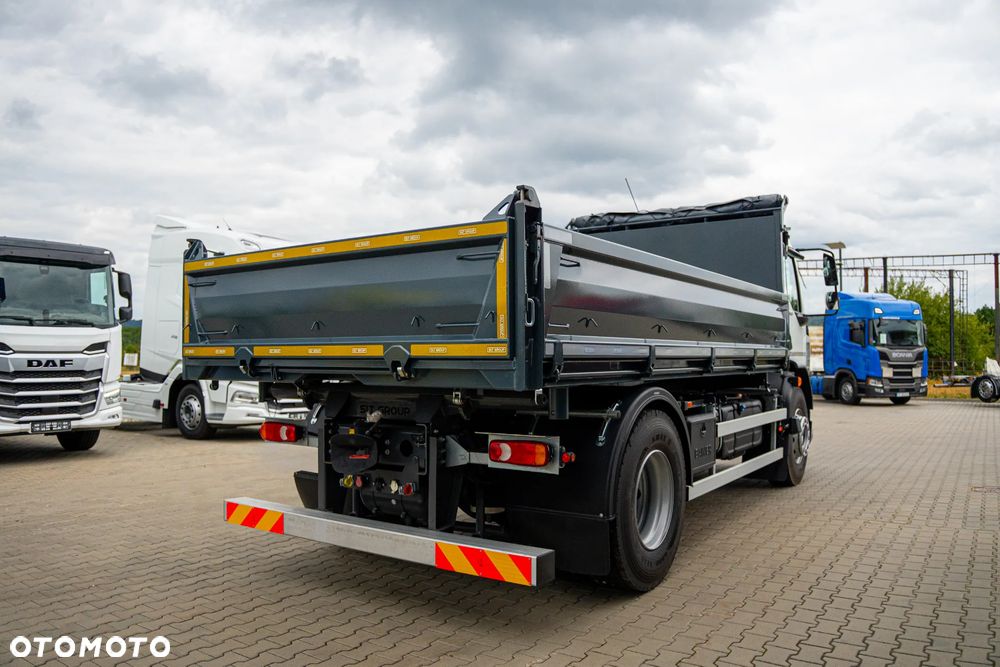 DAF XB FA 18 - 4
