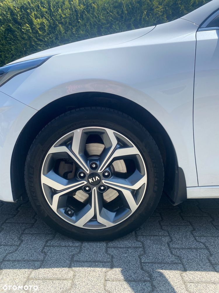 Kia Ceed 1.6 CRDi L - 12