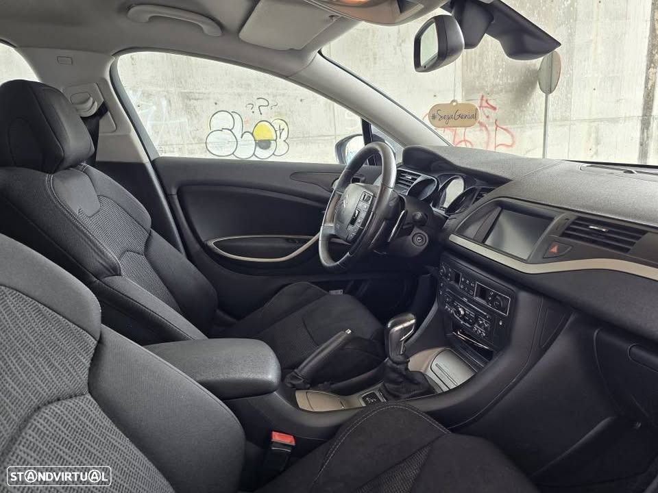 Citroën C5 Tourer e-HDi 110 EGS6 FAP Selection - 6