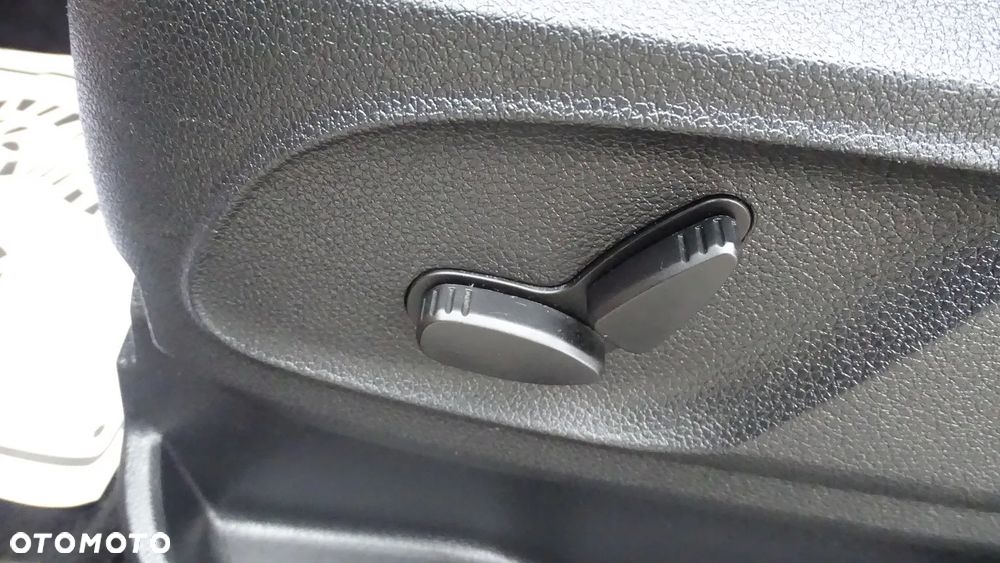 Ford Kuga 2.0 TDCi Titanium - 15