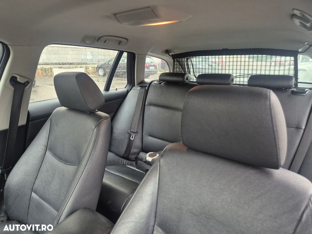 BMW Seria 3 320d - 13