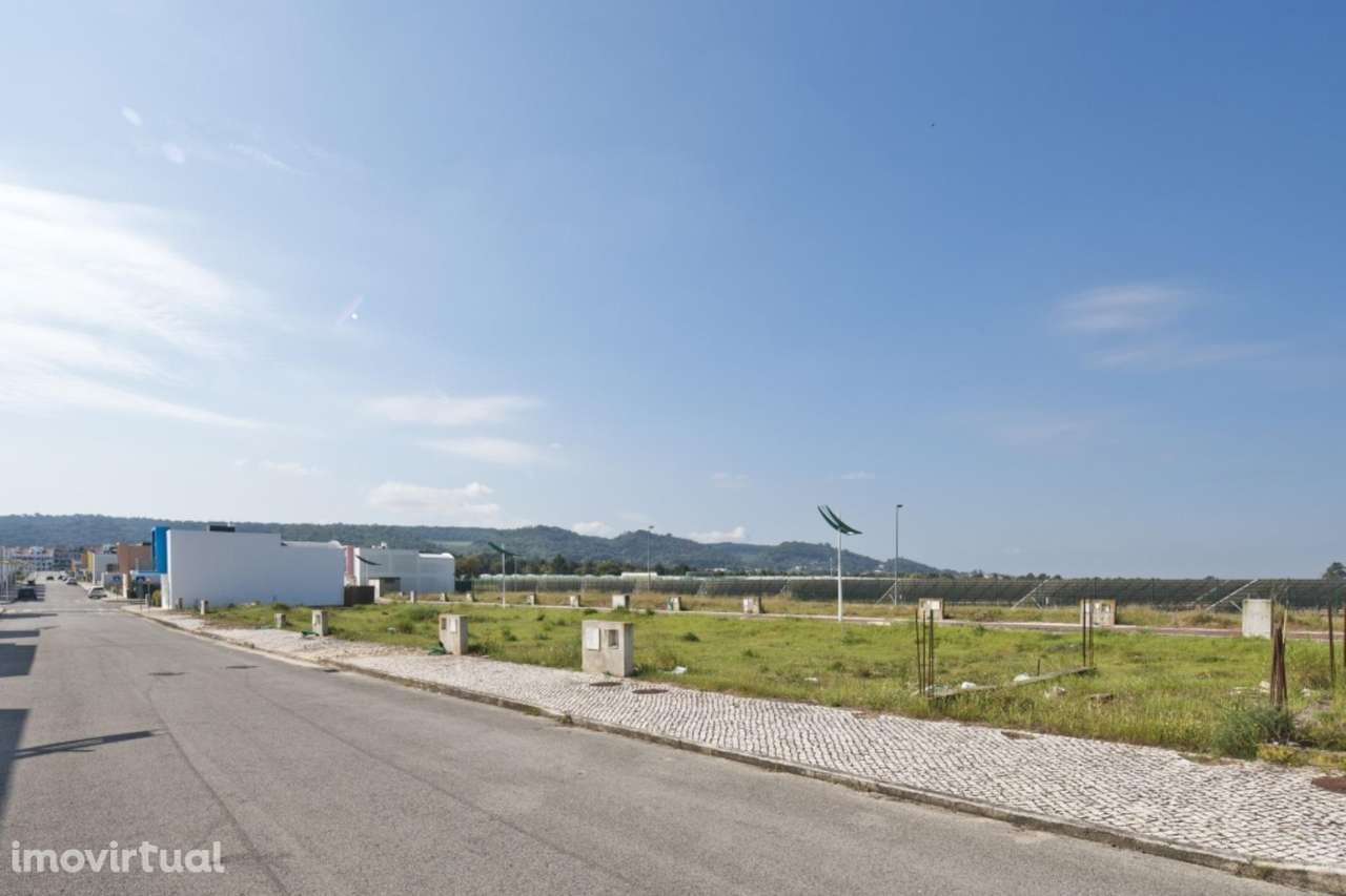 Lote para Construção Turística T2 no Palmela Village – Quinta... - Grande imagem: 2/5