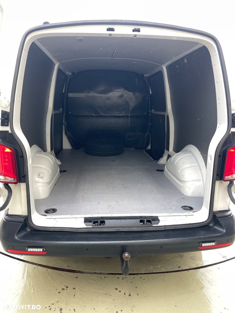 Volkswagen Transporter 2.0TDI  LUNG  2CULISANTE  USI SPATE - 23