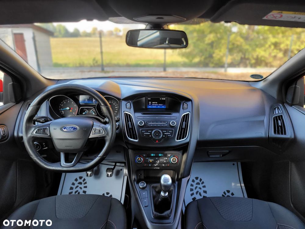 Ford Focus - 23