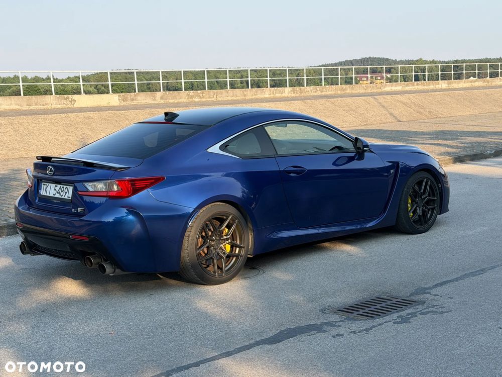 Lexus RC F Carbon - 32