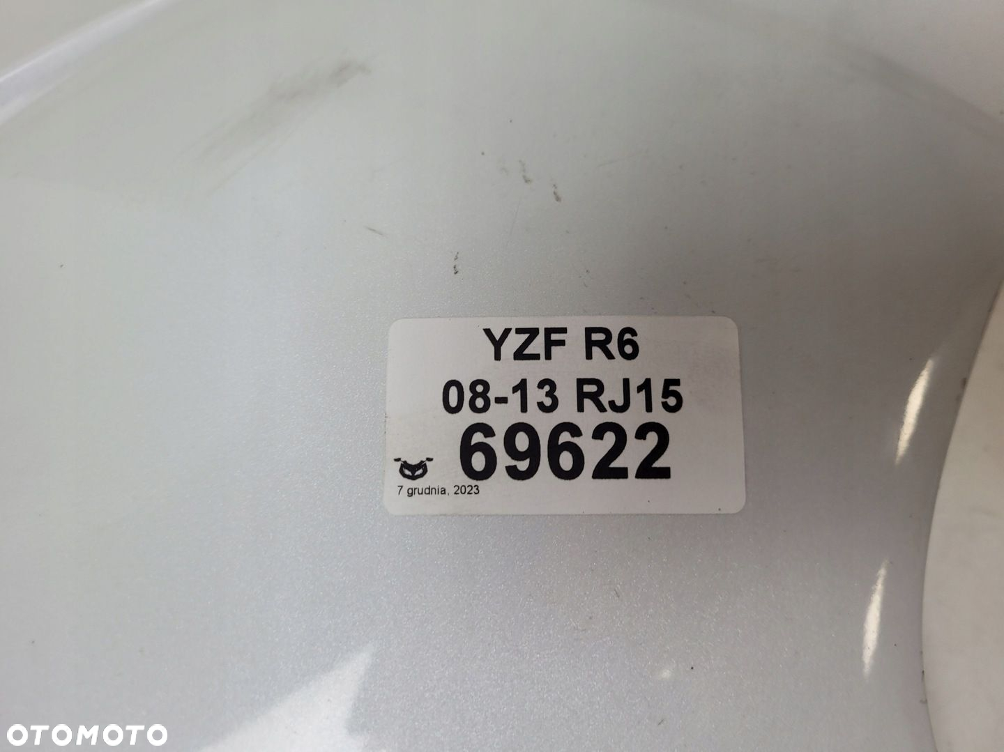 YAMAHA YZF R6 RJ15 08-13 BOK CZASZA PRAWA - 14