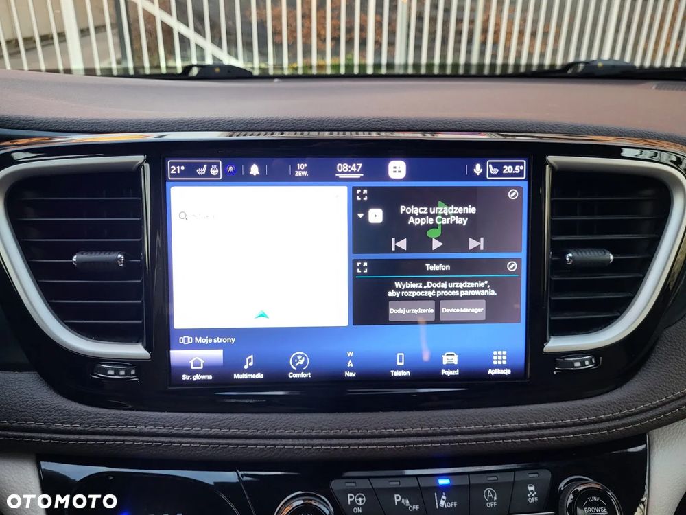 Chrysler Pacifica - 12