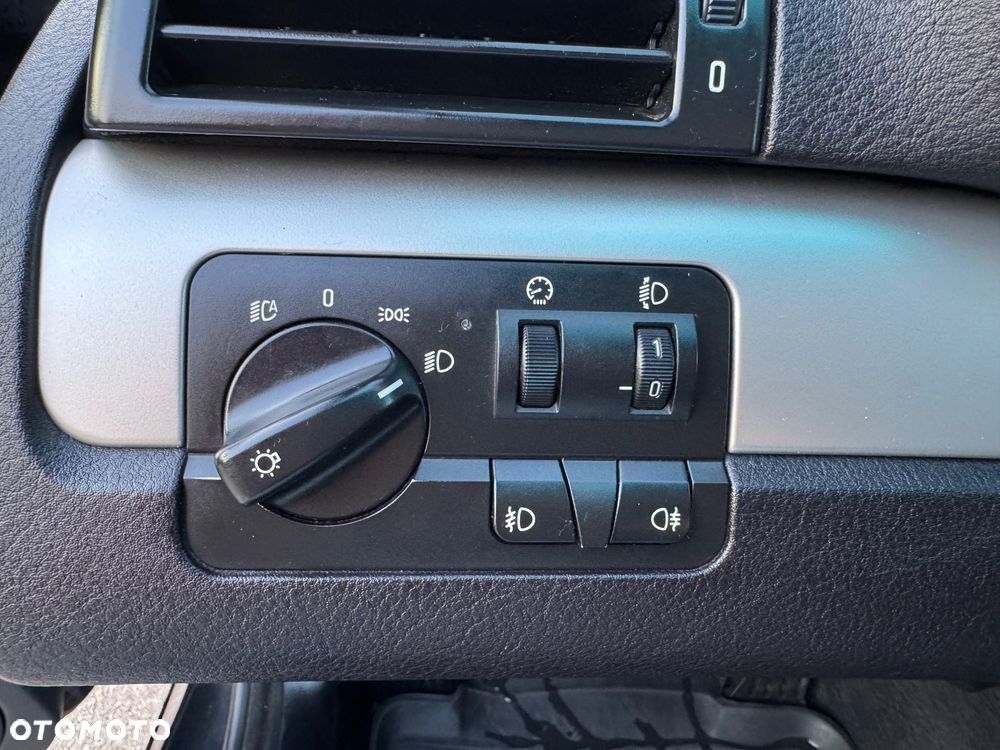 BMW Seria 3 320d - 14
