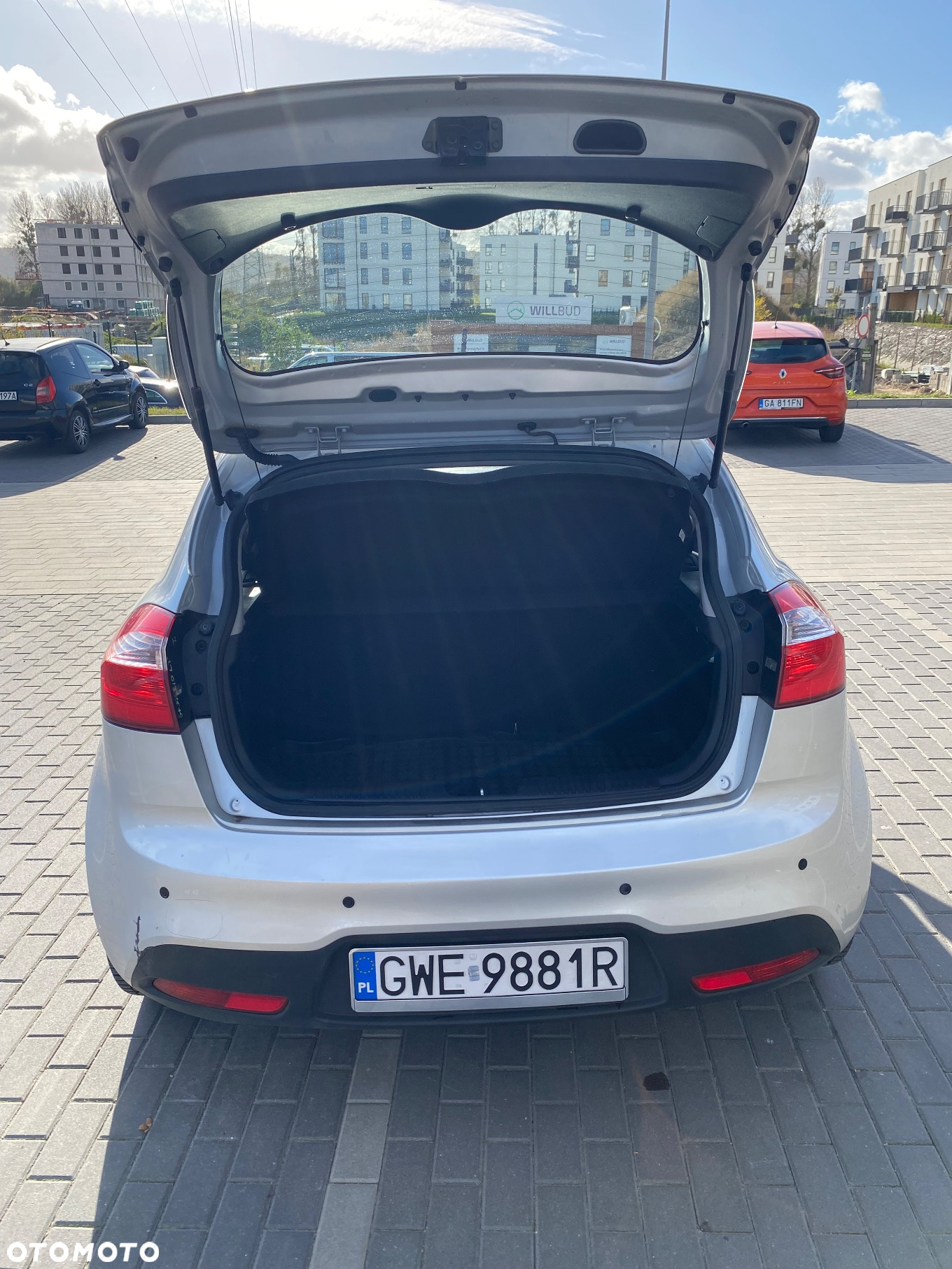 Kia Rio - 38