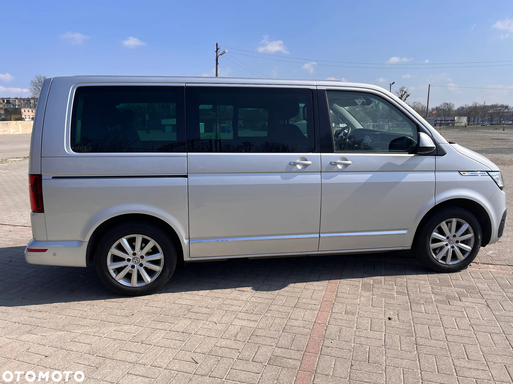 Volkswagen Multivan 6.1 2.0 TDI L1 Higline DSG - 6