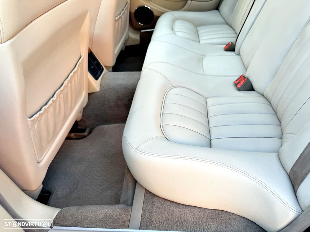 Jaguar XJ XJ8 3.2 Executive - 35