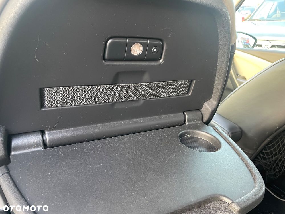 Citroën C4 Picasso 1.2 PureTech Exclusive - 23