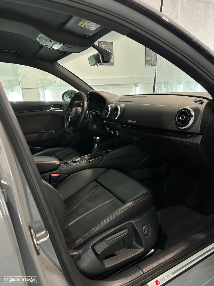 Audi RS3 Sportback 2.5 TFSI quattro S tronic - 14