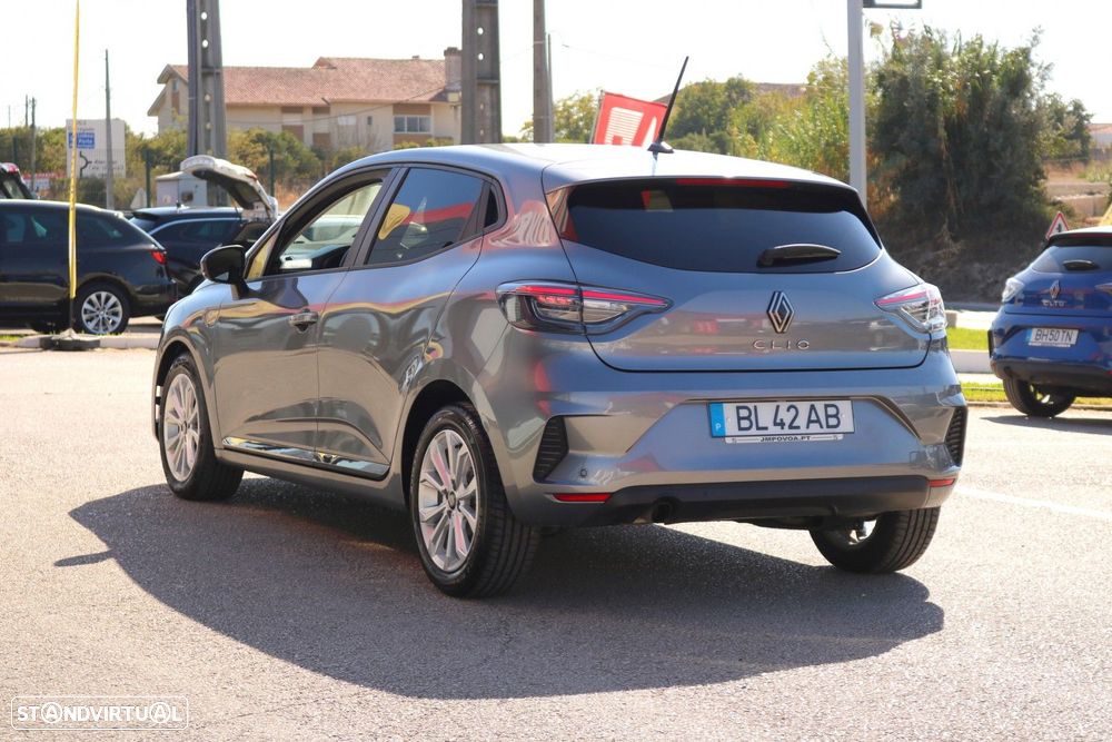 Renault Clio 1.0 TCe Evolution Bi-Fuel - 8