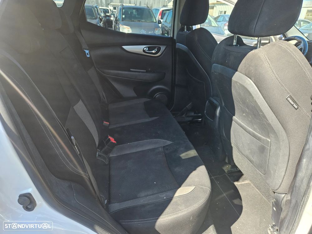 Nissan Qashqai 1.5 dCi Tekna Premium - 6