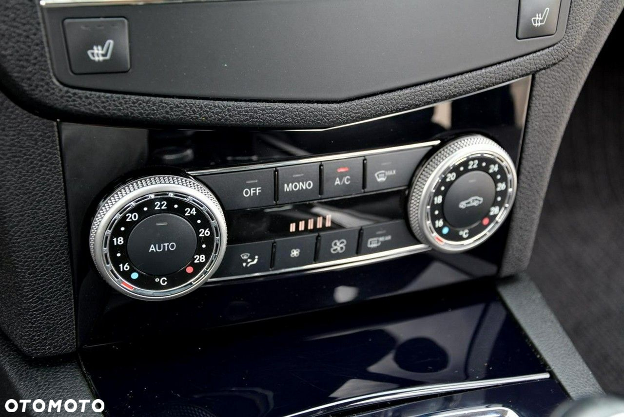 Mercedes-Benz Klasa C 180 Kompressor Elegance - 27