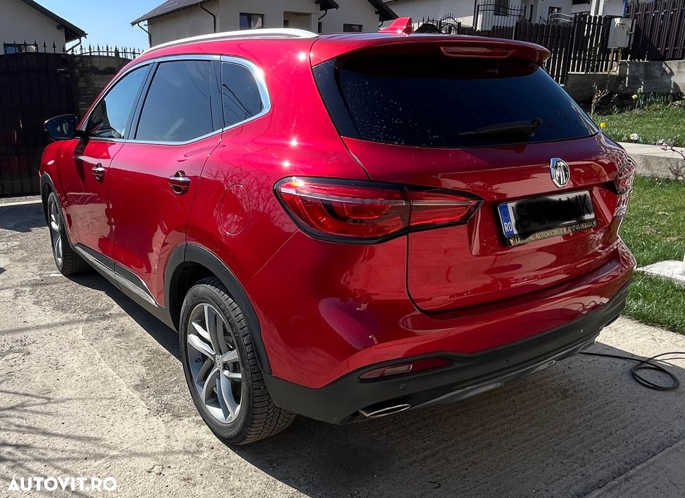 MG EHS Luxury - 3