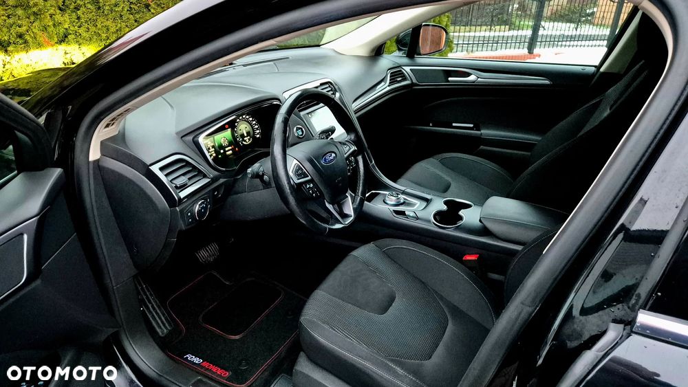 Ford Mondeo 2.0 EcoBlue Titanium - 19