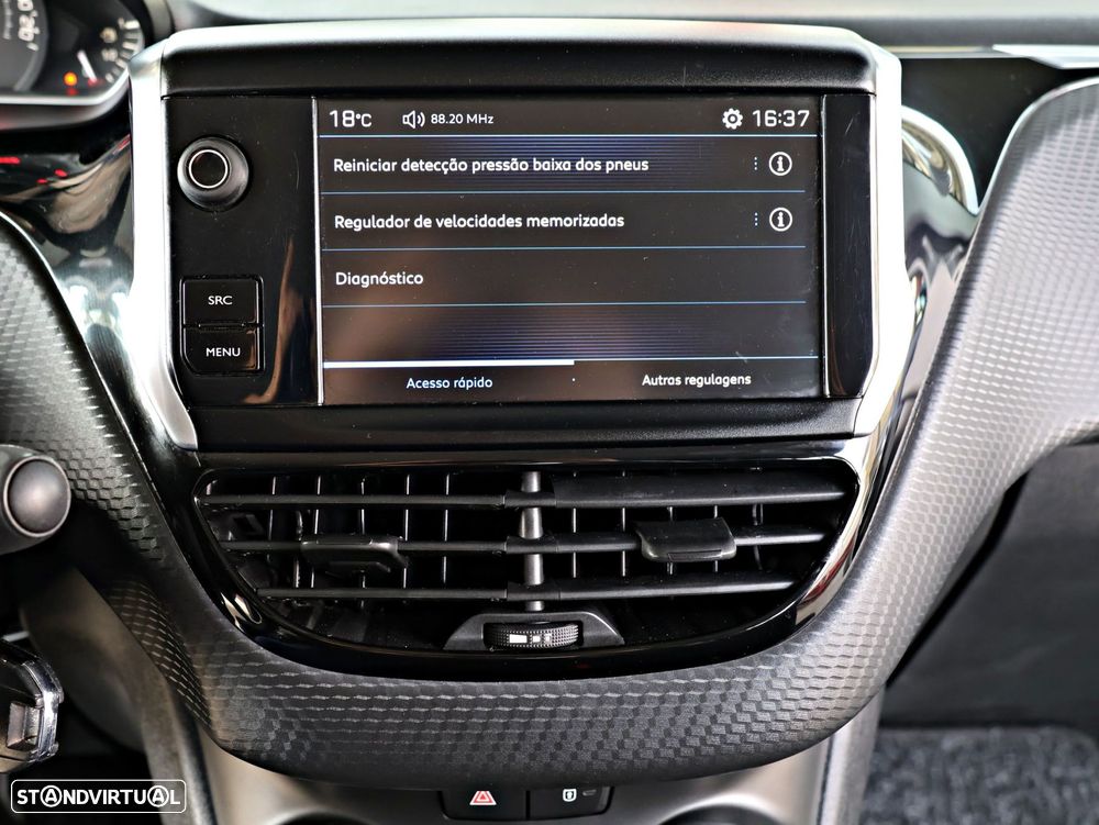 Peugeot 208 1.6 BlueHDi Style - 57