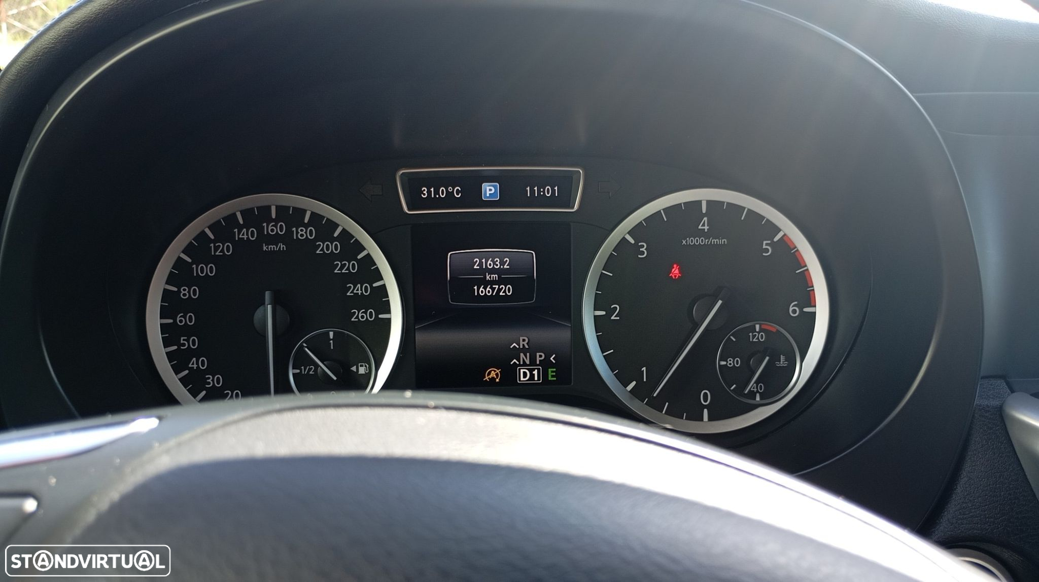 Infiniti Q30 2.2d DCT AWD Luxe Tech - 27