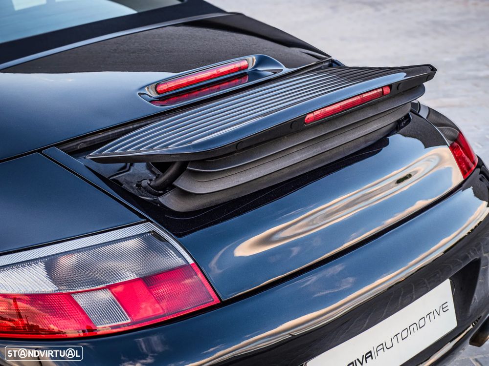 Porsche 911 (996) Carrera Cabrio - 8