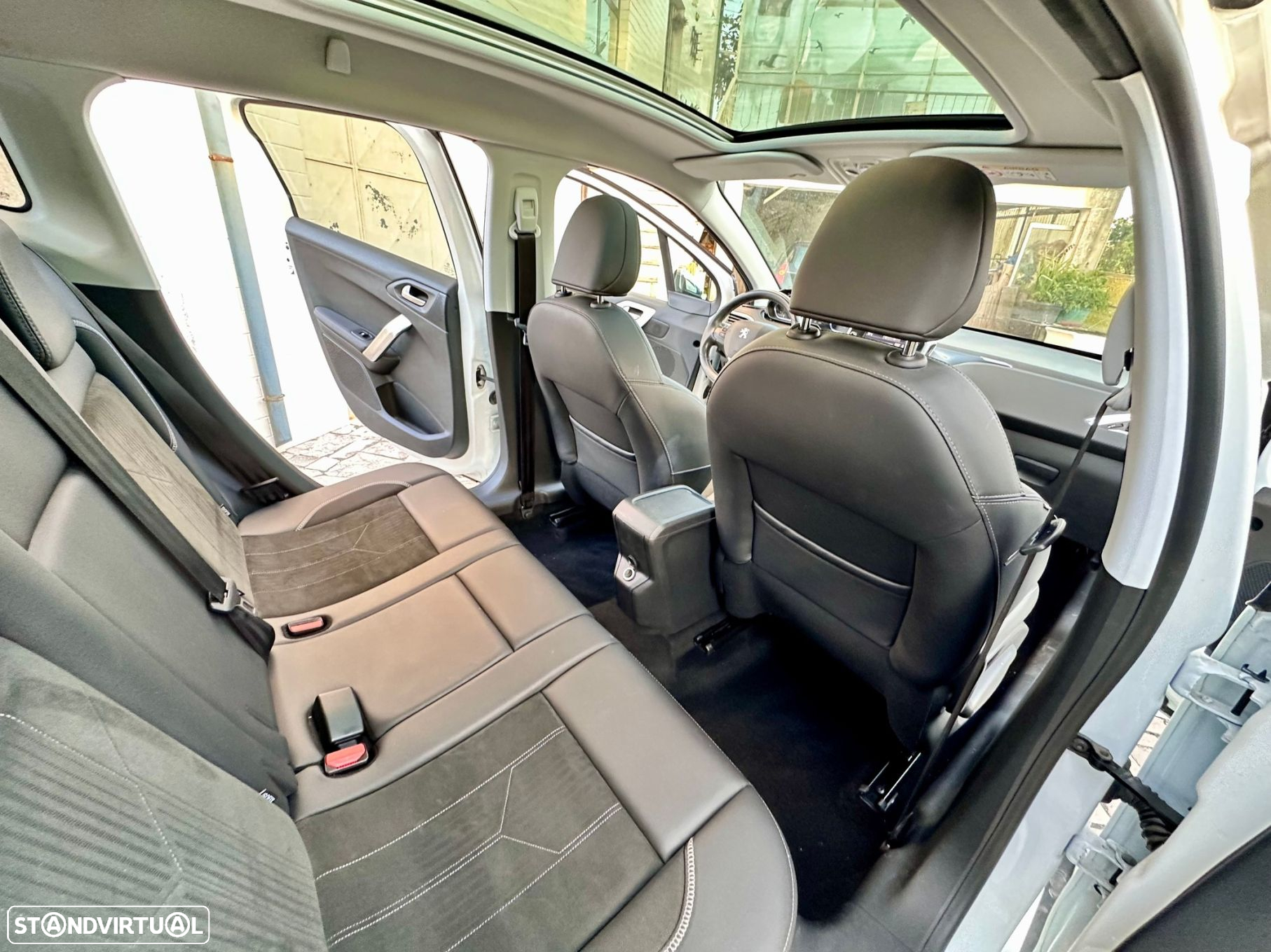 Peugeot 2008 1.2 PureTech Crossway - 8