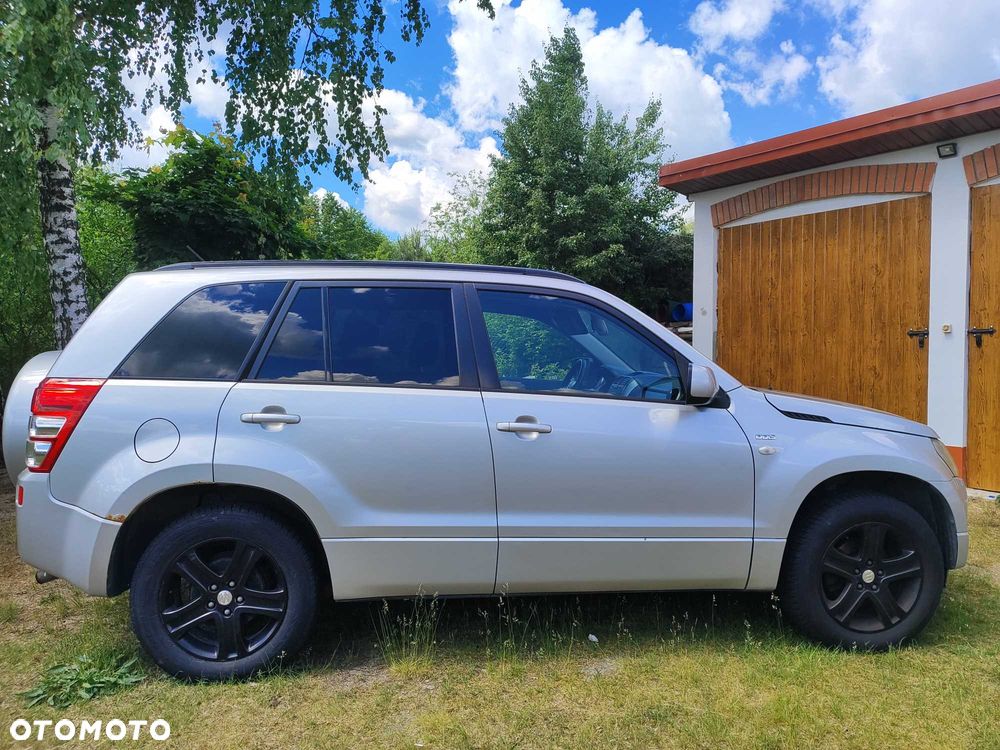 Suzuki Grand Vitara - 1