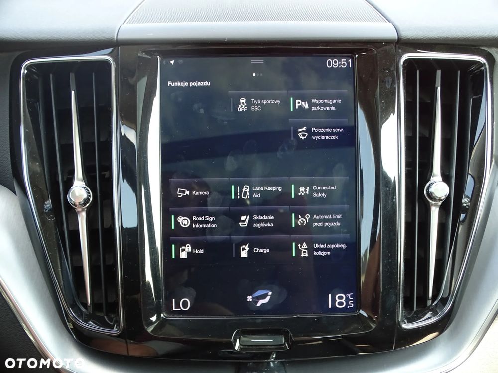 Volvo XC 60 T8 Twin Engine AWD Geartronic Momentum - 18