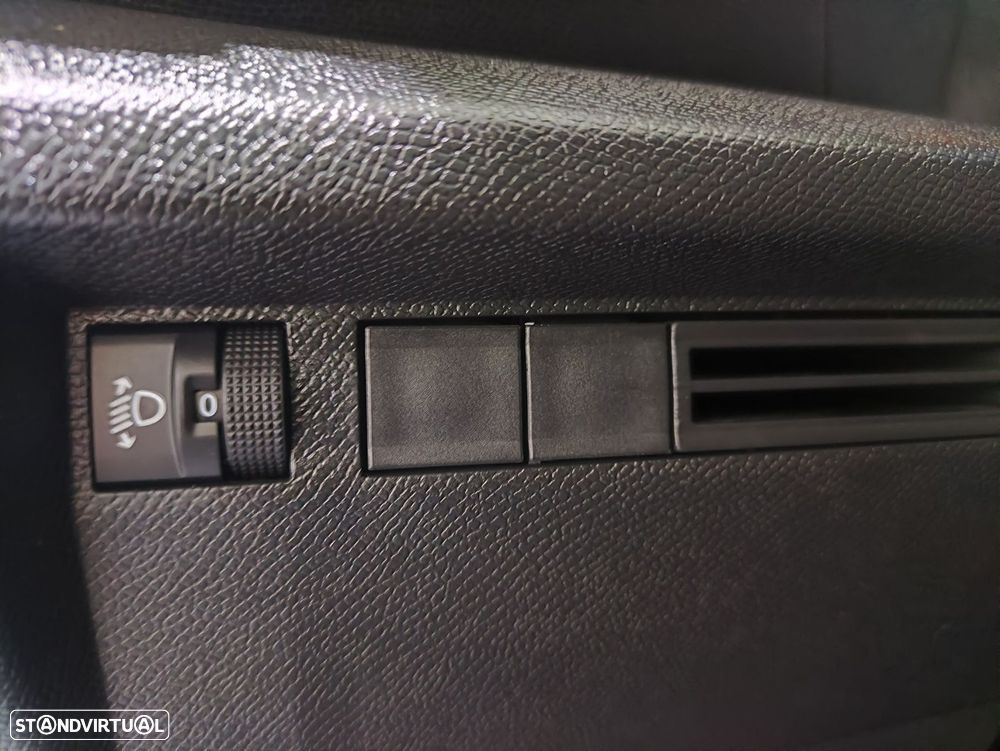 Citroën C4 1.2 PureTech Plus - 9