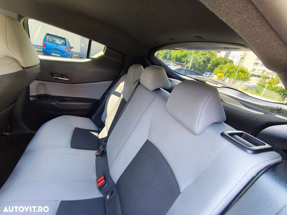 Toyota C-HR 1.8 HSD 122 CP 4x2 CVT C-ult Style bi-tone - 10