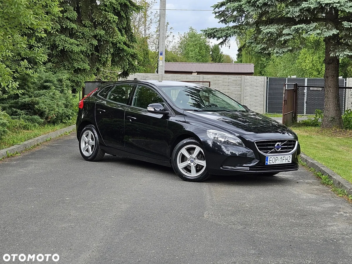 Volvo V40 D2 Momentum - 33