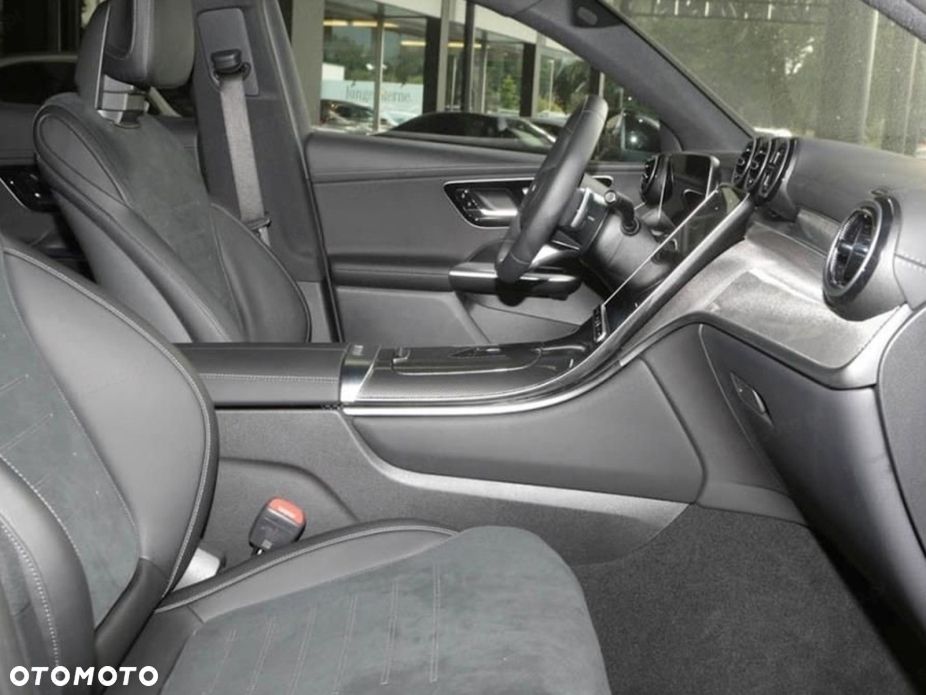 Mercedes-Benz GLC 220 d mHEV 4-Matic AMG Line - 7