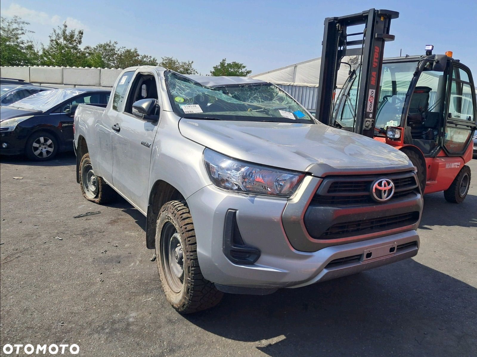 Toyota Hilux 2.4 D-4D Single Cab DLX 4x4 - 1