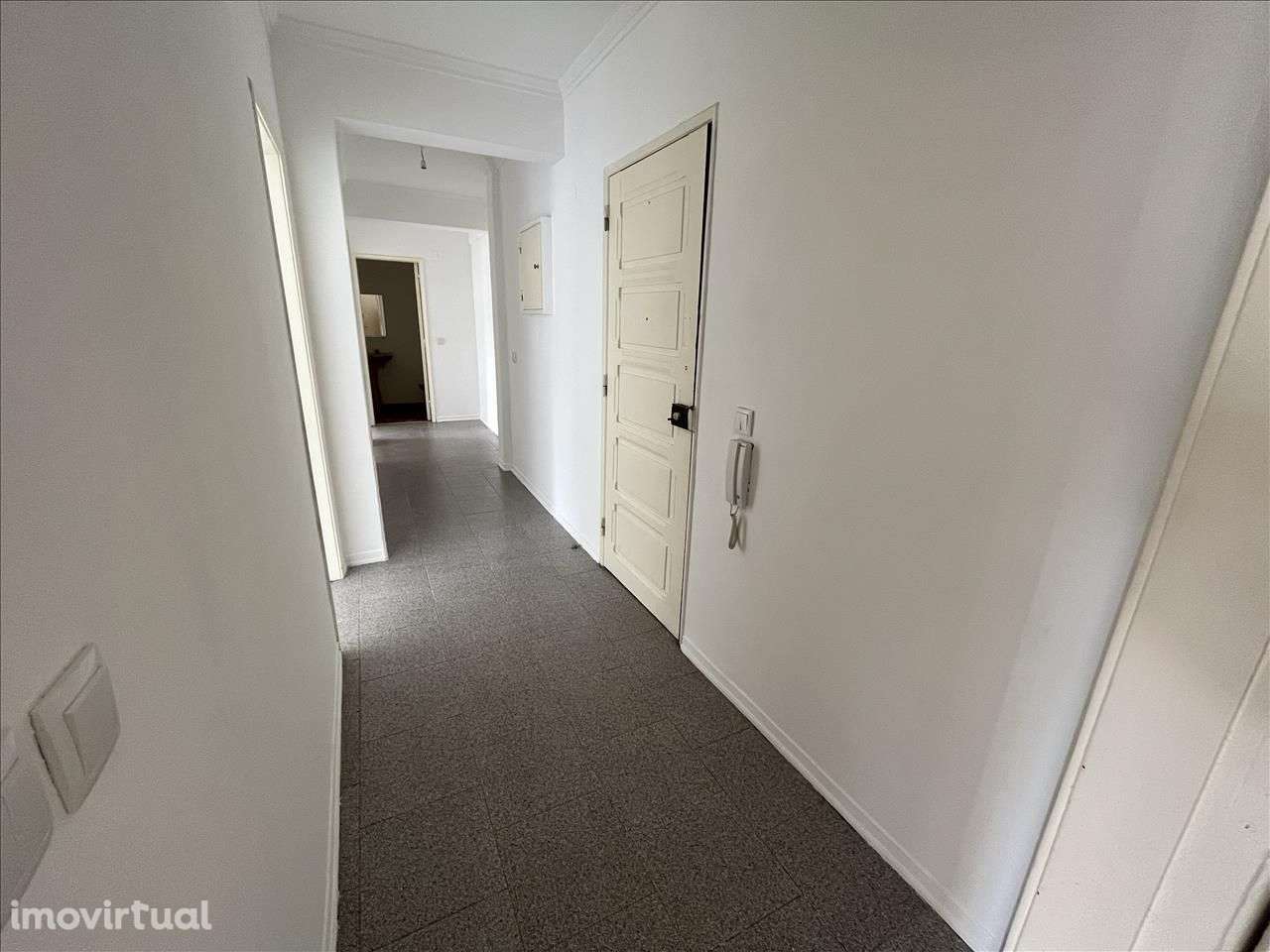 Apartamento T2 – Agualva, Sintra - Grande imagem: 2/14