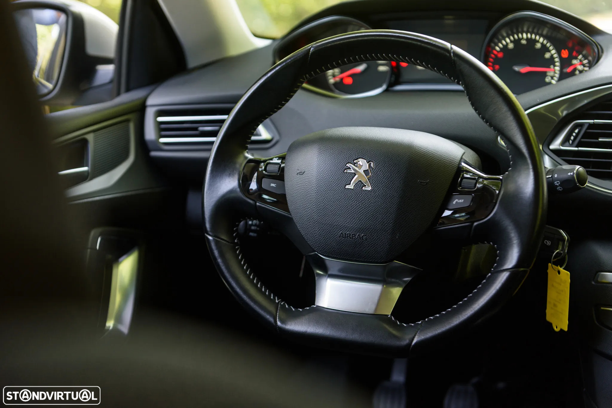 Peugeot 308 PureTech 130 GPF Stop & Start Allure - 43