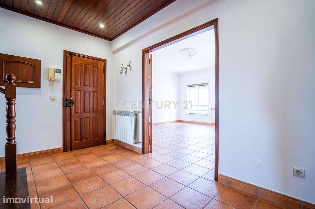 Duplex T3 no Samouco, Alcochete - Grande imagem: 4/26