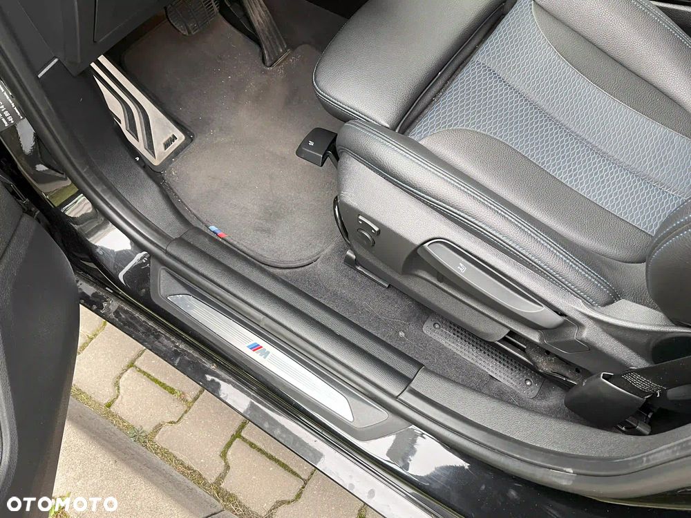 BMW X1 xDrive20d M Sport - 17