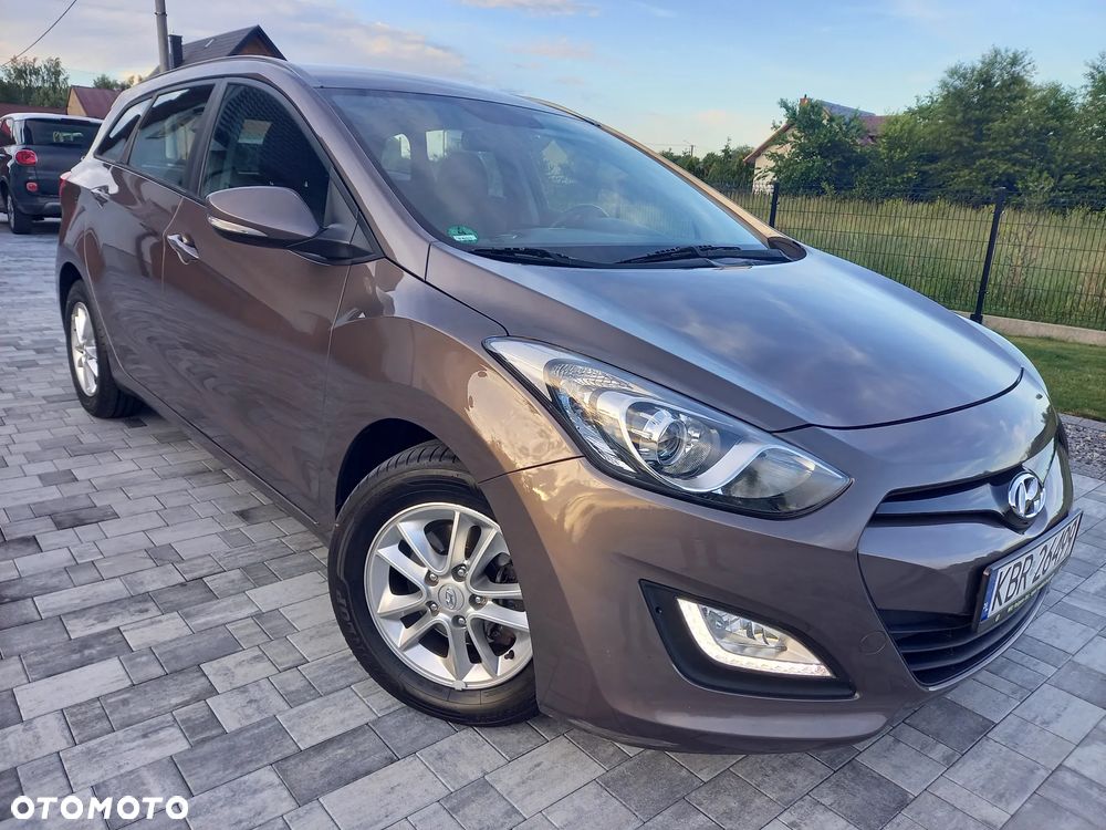 Hyundai i30 1.6 CRDi Premium - 10