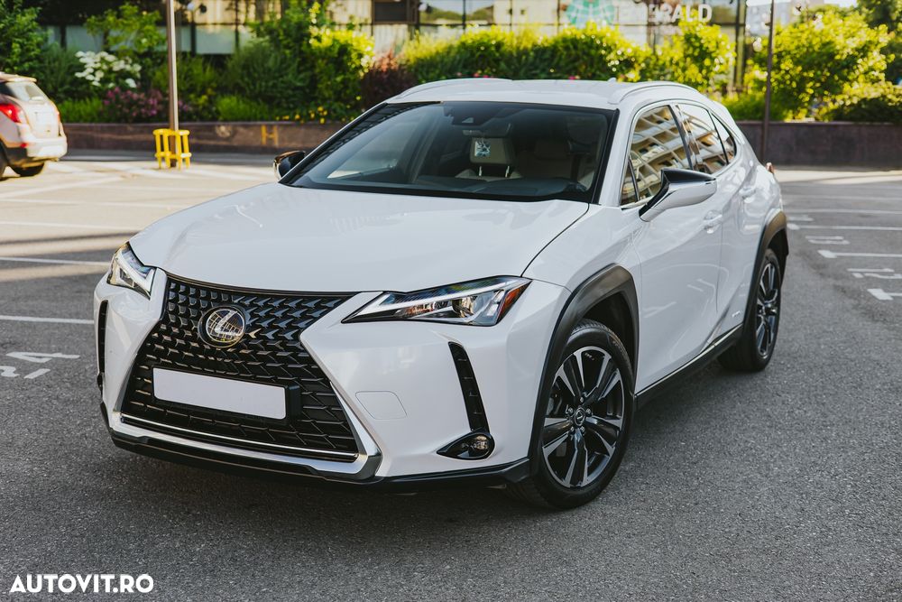 Lexus UX 200 FWD Business - 1