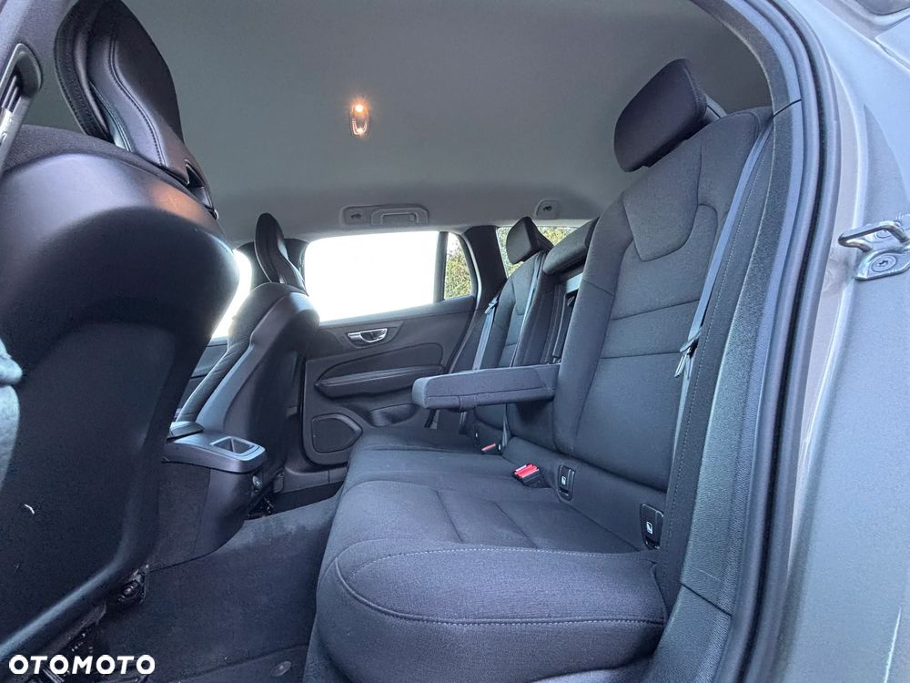 Volvo V60 B3 B Geartronic Momentum Pro - 10