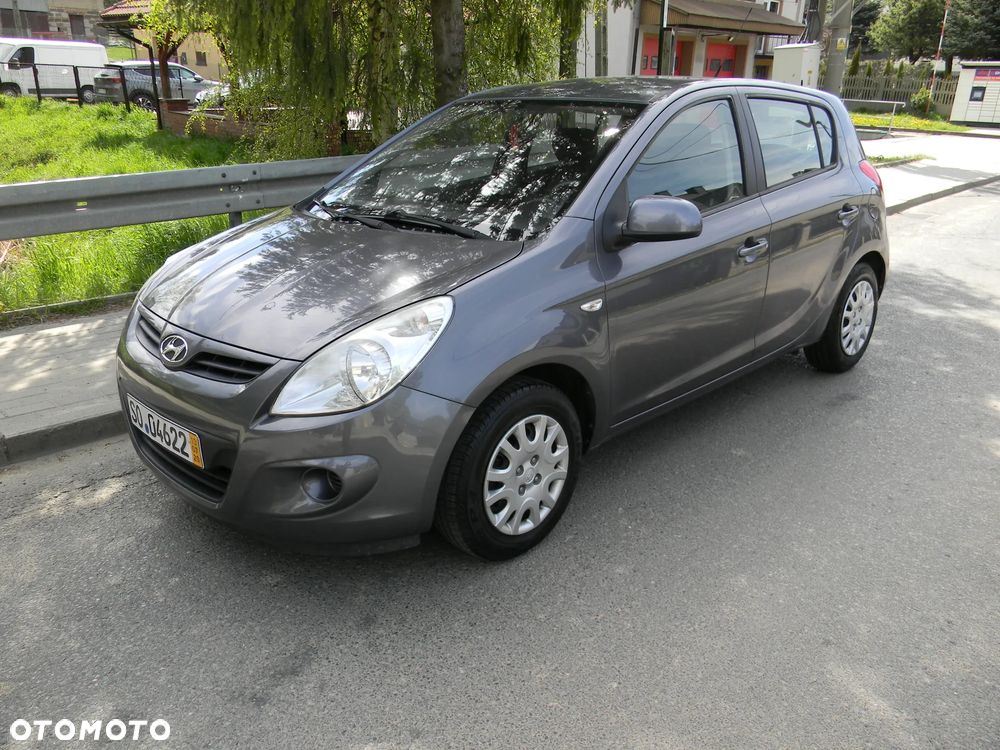 Hyundai i20 1.2 UEFA EURO 2012 Edition - 13