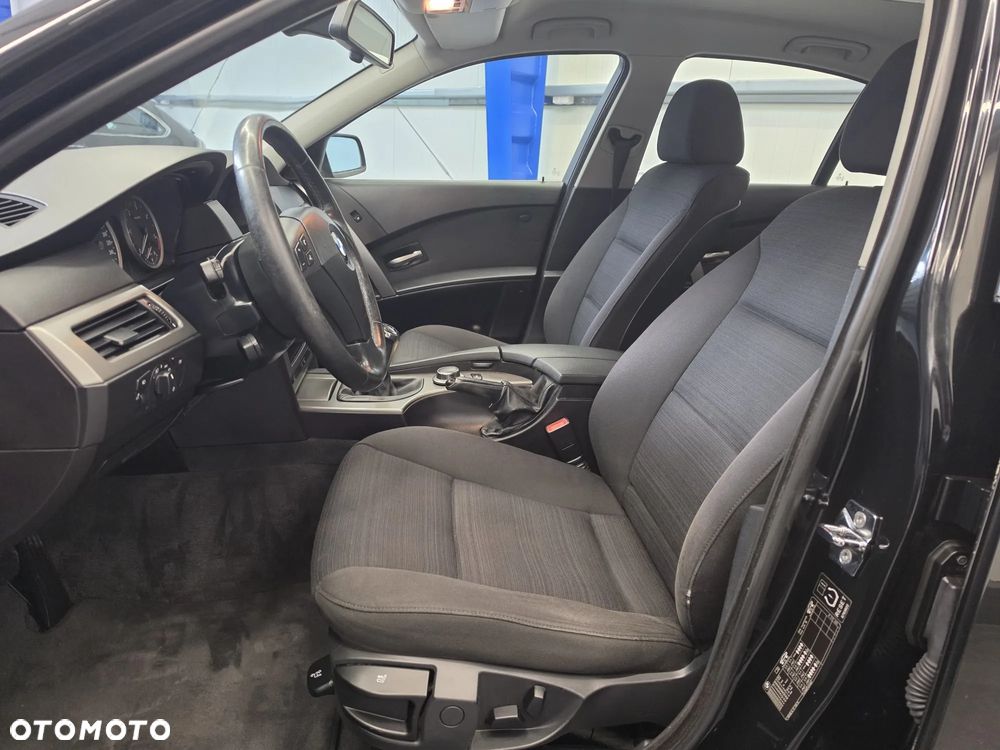 BMW Seria 5 520d Special Edition - 22