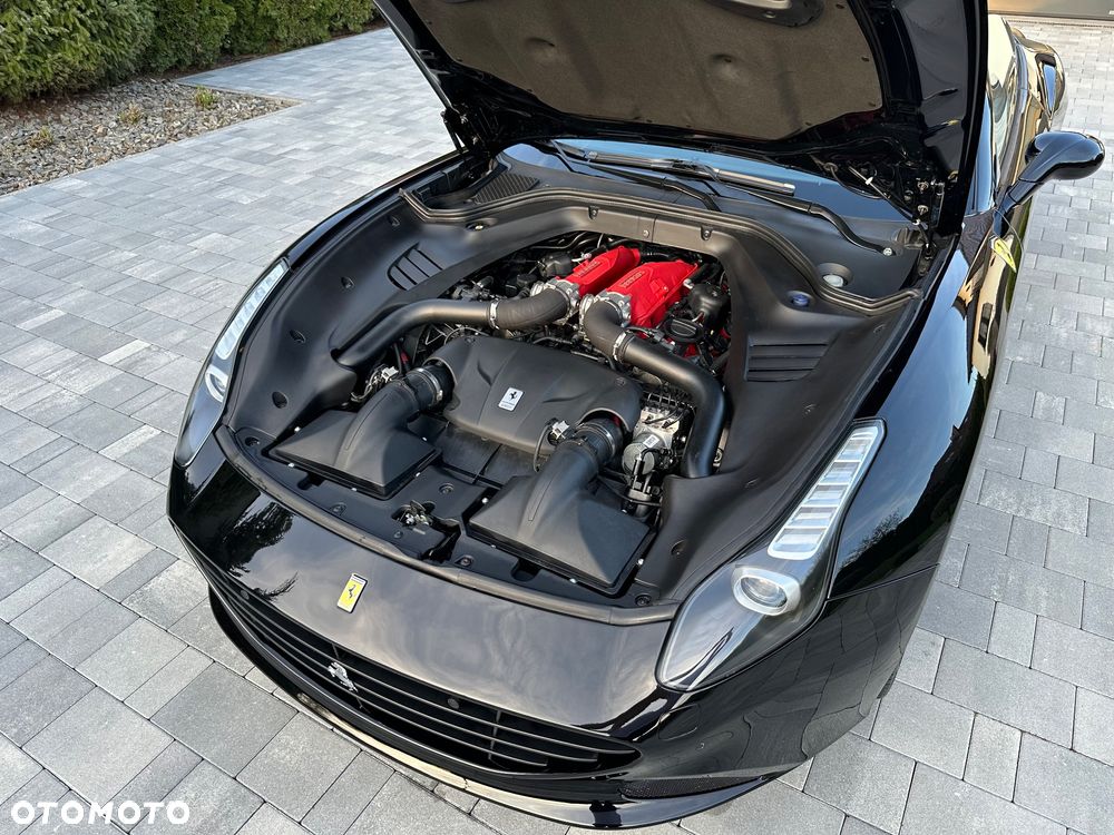 Ferrari California T - 22