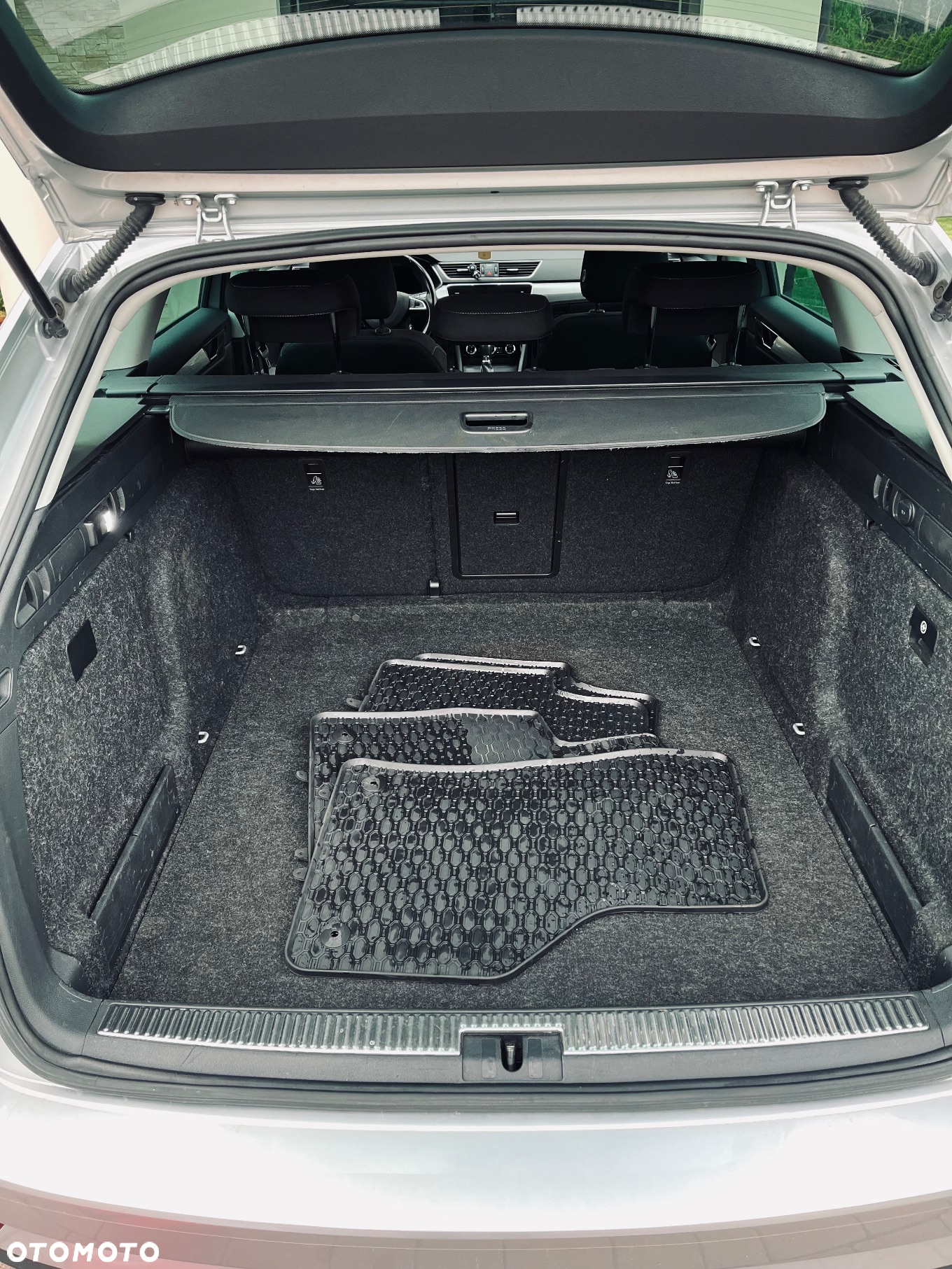 Skoda Superb 2.0 TDI Ambition DSG - 10