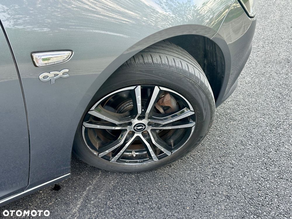 Opel Insignia - 16