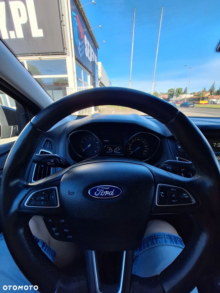 Ford Focus 1.5 EcoBoost Titanium ASS - 11