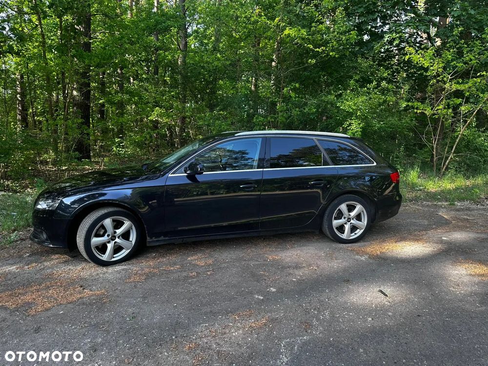 Audi A4 Avant 2.0 TDI DPF Ambiente - 2