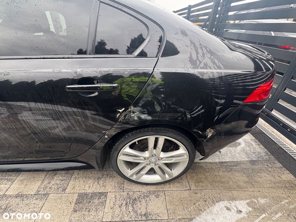 Jaguar XE 25t R-Sport - 15