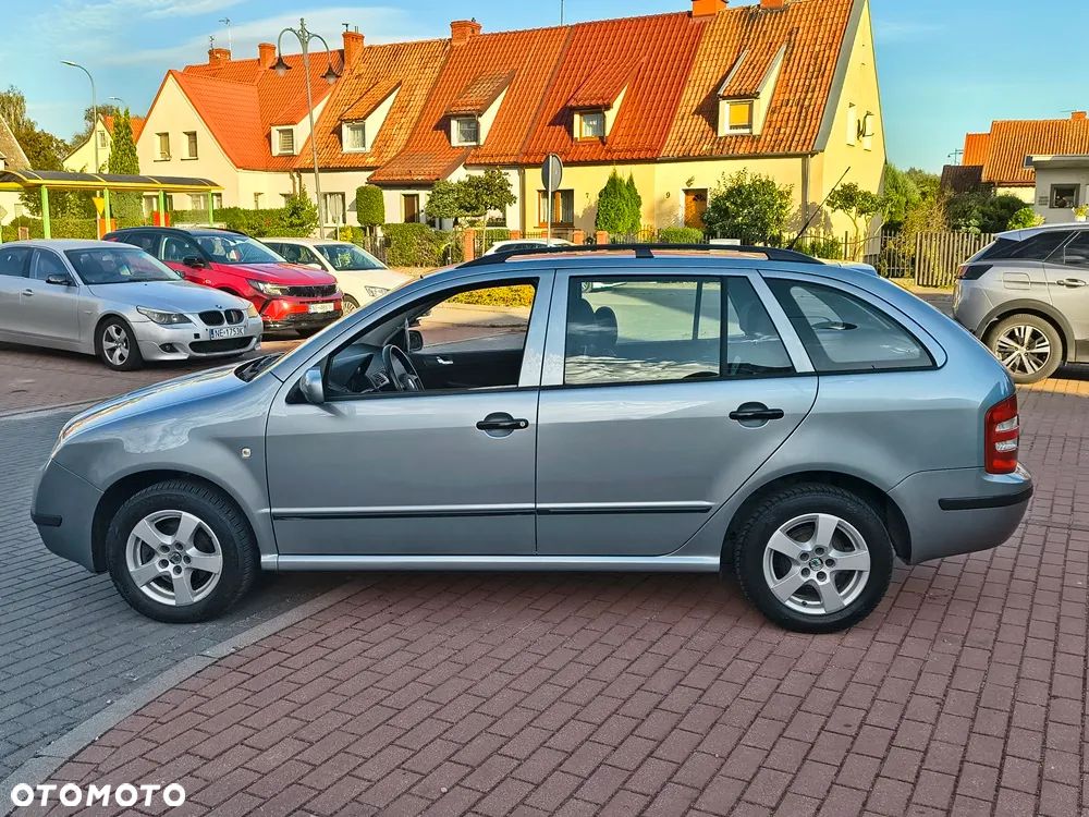Skoda Fabia 1.4 16V Combi Comfort - 4